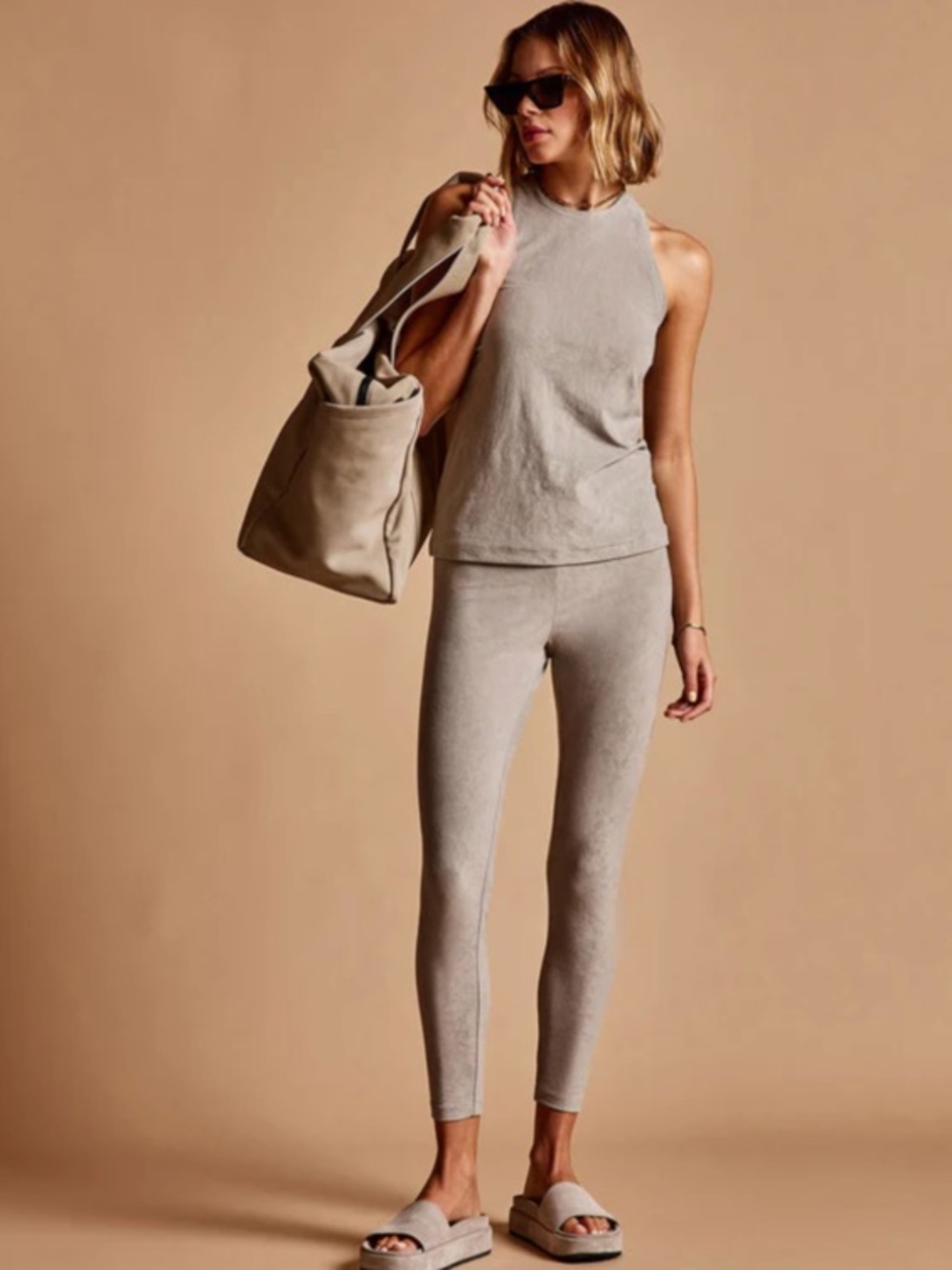 (M) James Perse velvet stretch leggings